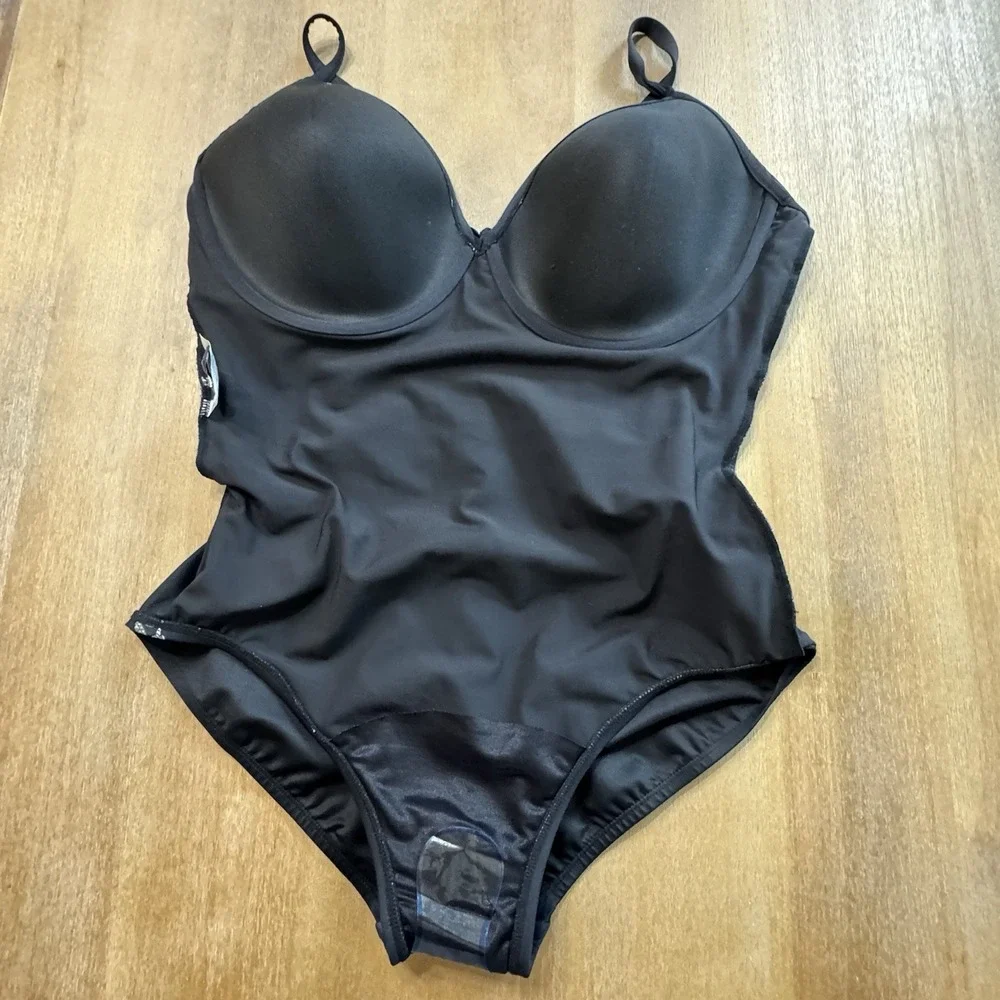 Miraclesuit Temptation Underwire Swimsuit Size 16 DD Cup